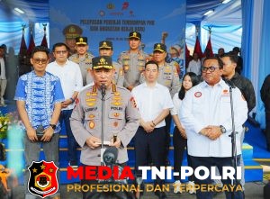 Lepas Buruh Terdampak PHK dan Angkatan Kerja Baru, Kapolri: Kabar Gembira di Tengah Dampak Global