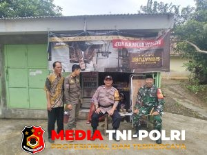Cegah TPPO Bhabinkamtibmas dan Babinsa Ajak Warga Cijeruk Waspada Keamanan Lingkungan