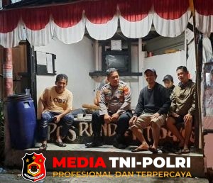 Polsek Ciampea Dorong Peran Ronda Malam, Bhabinkamtibmas Aktif Sampaikan Pesan Kamtibmas ke Warga