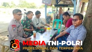 Cegah Tindak Kriminalitas bhabinkamtibmas dan Babinsa Sosialisasi Kamtibmas pada Jam Malam di Desa Jonggol 