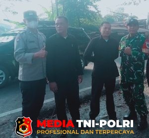 Bhabinkamtibmas Polsek Leuwiliang dan babinsa melaksanakan giat sambang ke tokoh masyarakat dalam rangka Harkamtibmas