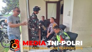 Patroli Dialogis Bhabinkamtibmas Polsek Caringin Bersama Babinsa Tingkatkan Keamanan Lingkungan 