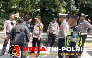 Kapolsek Citeureup Pimpin Penyekatan Antisipasi Pergerakan Massa Unras Menuju Jakarta