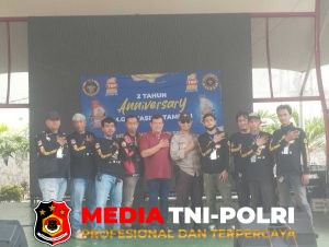 Polsek Tambun Selatan Kawal Anniversary Komunitas Ojol, Sampaikan Pesan Kondusifitas   