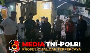 Patroli Malam Bhabinkamtibmas Polsek Ciampea Bersama Babinsa Kontrol Poskamling, Sampaikan Pesan Kamtibmas