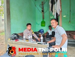 Cegah Gangguan Kamtibmas Bhabinkamtibmas Polsek Parung Bersinergi Jalin Kedekatan dengan Masyarakat Desa Binaan