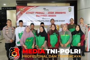 Program “Jaga Jakarta” Kapolda Metro Jaya, Polres Jakbar Tebar Kasih Lewat Jumat Peduli