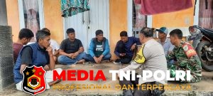 Jaga Kamtibmas Bhabinkamtibmas Polsek Cijeruk Sambang Warga di Desa Ciburayut