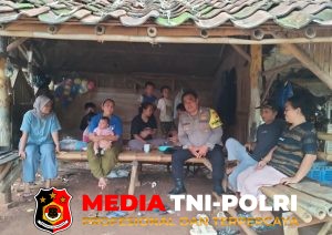 Giat Sambang Warga, Bhabinkamtibmas Polsek Parung Jalin Kedekatan dengan Warga, Sampaikan Imbauan Kamtibmas