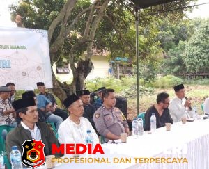 Jaga Kamtibmas Bhabinkamtibmas Polsek Parung Jalin Kedekatan dengan Warga Desa Binaan