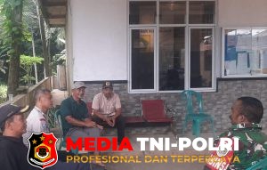 Sosialisasikan Jam Malam Bhabinkamtibmas dan Babinsa Polsek Parung, Jaga Kondusifitas Wilayah, Antisipasi Tawuran Pelajar 