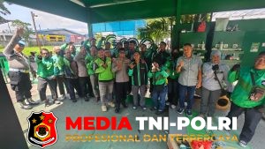 Polsek Cikarang Selatan Gelar Safari Kamtibmas dan Bagikan Nasi Kotak Untuk Driver Ojek Online