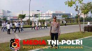 Polsek Cikarang Pusat Amankan dan Layani Gerak Jalan Santai Hari Guru Nasional di Aeon Mall Deltamas   