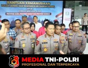 Bahu Membahu Ringankan Beban, Kapolda Jateng: Bantuan Ini Wujud Nyata Kepedulian Polri Terhadap Masyarakat Terdampak Bencana