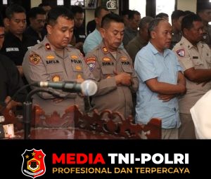 Polres Malang Gelar Salat Ghaib untuk Korban Banjir Sumatra