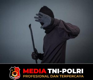 Debt Collector Tewas Diamuk Massa di Kalibata, Kericuhan Merembet hingga Pembakaran Warung PKL