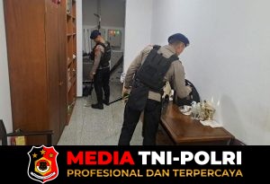 Gegana PMJ Laksanakan Sterilisasi Gereja Maria Kusuma Karmel Jelang Perayaan Natal 2025