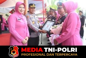 109 Personel Naik Pangkat, Polresta Banyuwangi Gelar Upacara Kenaikan Pangkat dan Pelepasan Purna Bhakti