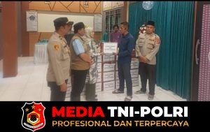 Polresta Tangerang Salurkan Bantuan Sosial bagi Warga Terdampak Banjir di Desa Kandawati Kresek