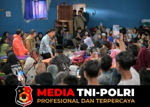 Den K9 Sar Ditpolsatwa Korsabhara Baharkam Polri Perkuat Penanganan Bencana Longsor di Pasirlangu