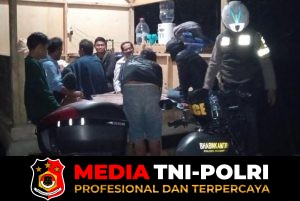 Cegah Adanya Gangguan Kamtibmas Bhabinkamtibmas Polsek Megamendung melaksanakan giat Kontrol Satkamling