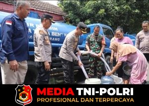 Kapolres Metro Tangerang Kota Turun Langsung Cek Bantaran Sungai Cisadane Pascapencemaran