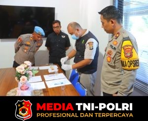 Polres Lampung Tengah Gelar Tes Urine Mendadak, Wujud Komitmen Tegas Perangi Narkoba di Internal Polr