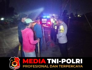 Polsek Cikande Respons Cepat Keluhan Masyarakat, Bersihkan Ceceran Urugan