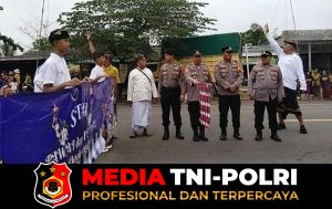 Wakili Kapolres Mesuji Kabag Ren Hadiri Pawai dan Festival Ogoh-Ogoh di Simpang Pematang Jelang Nyepi 1948 Saka