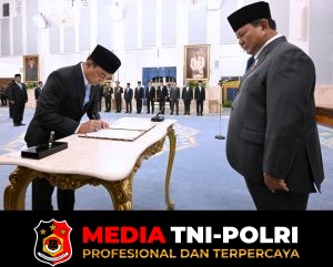 Presiden Prabowo Saksikan Pengucapan Sumpah Hakim Konstitusi dan Keanggotaan Ombudsman RI