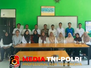 PT RMU dan Universitas Darwan Ali Gelar Edukasi Lingkungan Hidup di SMPN 5 Sampit