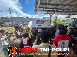 POLSEK KETAPANG CEK TKP PENEMUAN MAYAT DI BARAK JALAN DELIMA 7 SAMPIT