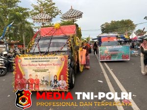 Pawai Carnaval Budaya Meriahkan Hari Jadi Kota Kuala Kapuas ke-220 dan HUT Pemkab ke-75