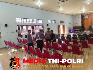 Polres Seruyan Amankan Ibadah Kenaikan Yesus Kristus di Dua Gereja