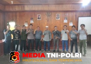 Bhabinkamtibmas Ayawan Hadiri Pengambilan Nomor Urut Calon Damang Seruyan Tengah dan Batu Ampar