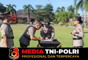 Kapolres Lampung Timur Pimpin Upacara Sertijab PJU dan Kapolsek di Lapangan Satya Haprabu Polres Lampung Timur