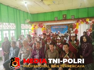 Polsek Seruyan Hulu Hadiri Perpisahan Siswa Kelas VI SDN 2 Tumbang Manjul