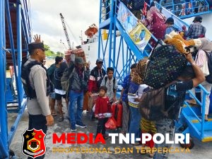 Cegah Tindak Pidana di Dalam Kapal, Polsek KP Mentaya Amankan Keberangkatan KM.KIRANA III di Pelabuhan Pelindo