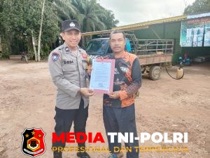 Perkuat Silaturahmi dan Sampaikan Imbauan Kamtibmas, Bhabinkamtibmas Sandul Sambangi Warga