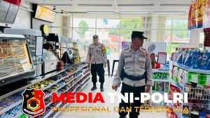 Patroli Dialogis Polsek Hanau Sambang Bank BRI, Bank Kalteng, dan Indomart Hanau