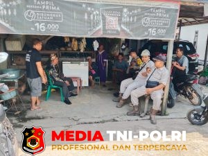 Bhabinkamtibmas Asam Baru Sambang Warga, Jalin Silaturahmi dan Sampaikan Imbauan Kamtibmas