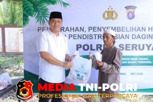 Polres Seruyan Bagikan Ribuan Bingkisan Daging Kurban Idul Adha 1447 H