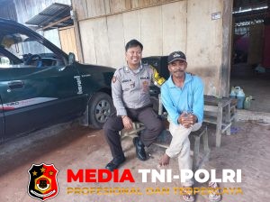 Pererat Hubungan dengan Masyarakat, Bhabinkamtibmas Polres Seruyan Gelar Sambang Desa Terawan