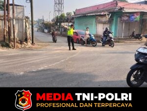 Jaga Jakarta Jaga Bekasi, Polsek Setu Hadir di Jalur Setu–Cileungsi Bantu Lancarkan Arus Pagi