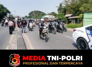 Satlantas Polres Serang Kawal Masa Aksi Buruh ke KP3B dengan Humanis