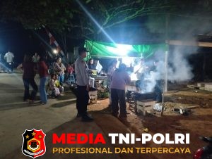 Sisir Obvit Hingga Rumah Warga, Polsek Seruyan Hulu Gelar KRYD dan Patroli Dialogis Malam Hari