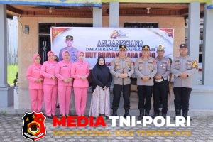 HUT Bhayangkara Ke-80, Kapolres Seruyan Pimpin Anjangsana dan Serahkan Tali Asih kepada Purnawirawan dan Warakawuri Polri
