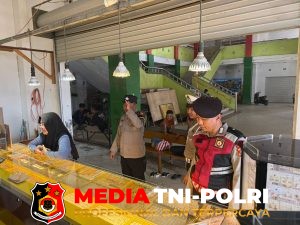Sisir Permukiman, Pertokoan dan Pasar Saik, Pamapta lII Polres Seruyan Gelar Patroli Presisi