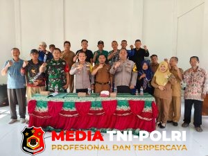 Kapolsek Seruyan Hilir Silaturahmi dengan Unsur Kelurahan Kuala Pembuang II