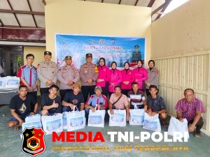 Polsek KP. Mentaya Serahkan Bantuan kepada TKBM Pelabuhan Sampit Dalam Rangka Hari Bhayangkara Ke-80 Tahun 2026